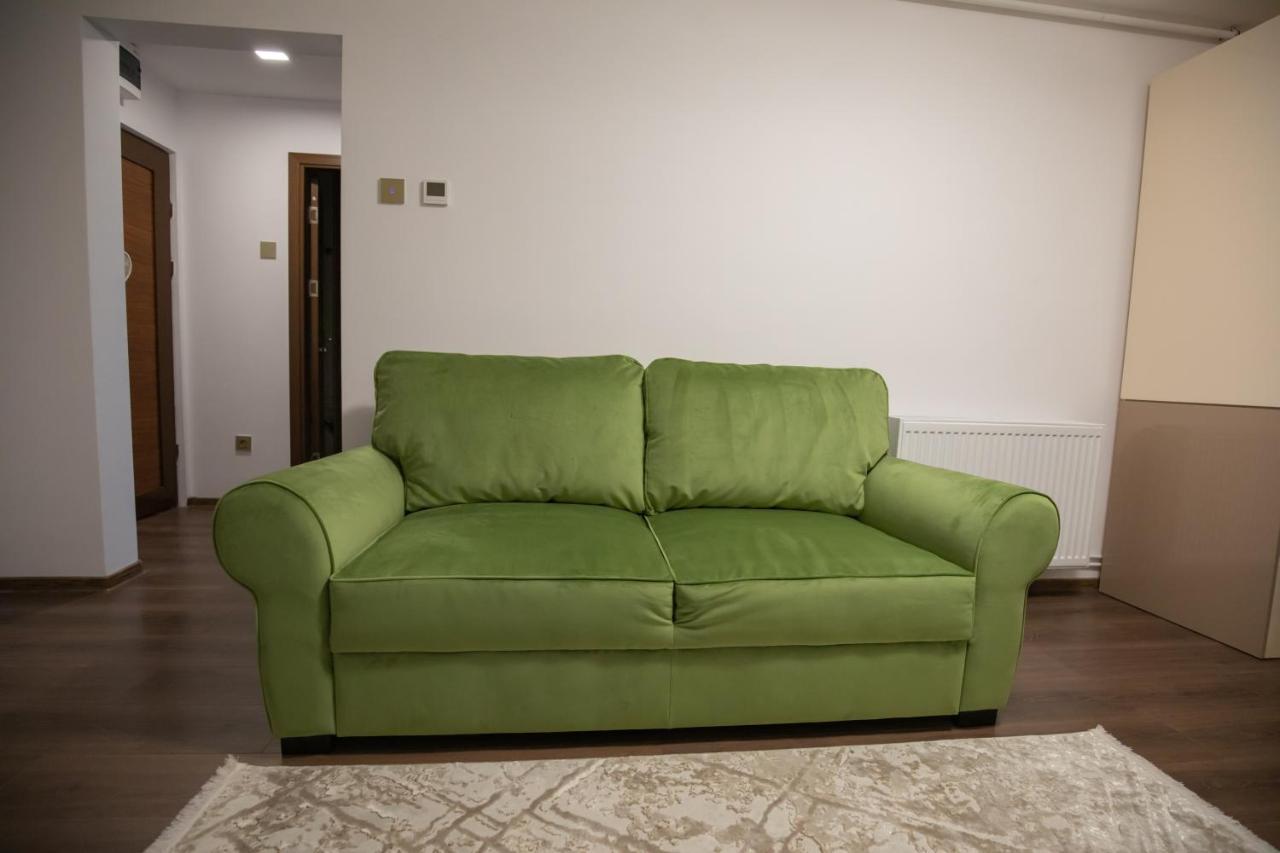 Apartament Gold Тыргу-Окна Экстерьер фото